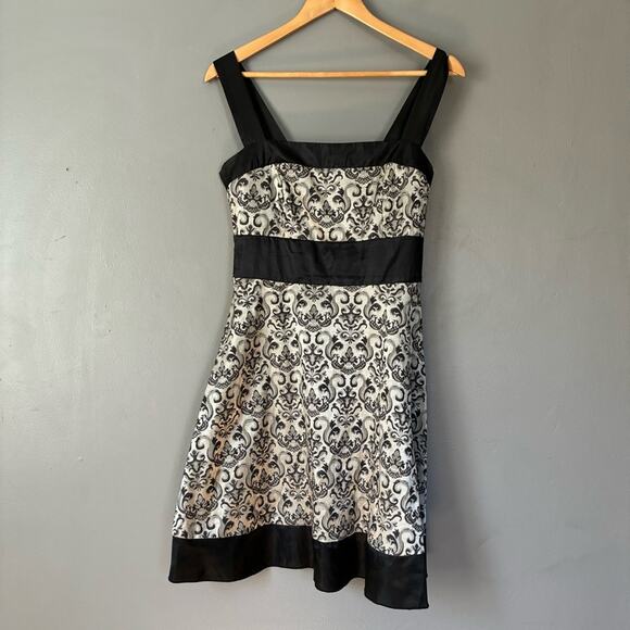 Y2K VTG Speechless empire waist dress Tie Back Bow Vamp Whimsigoth size 10 L - Picture 2 of 9